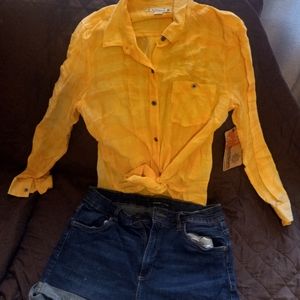 Yellow shirt with shorts